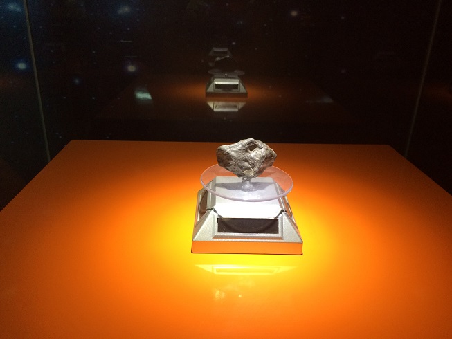 y01.jpg